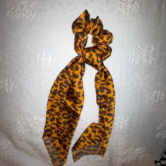 Hair Scarf / Scrunchie Lot main image 9